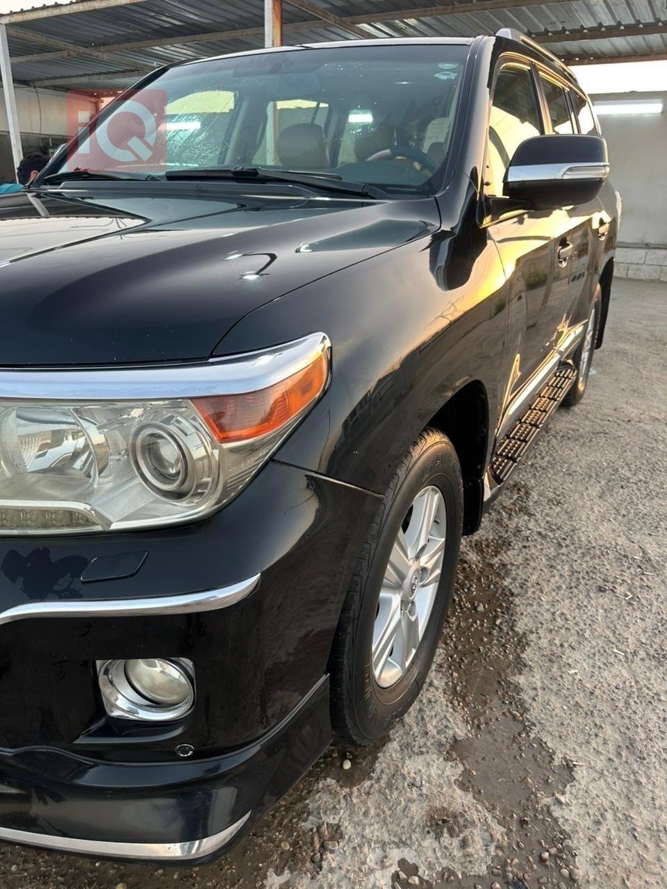 تويوتا لاندكروزر